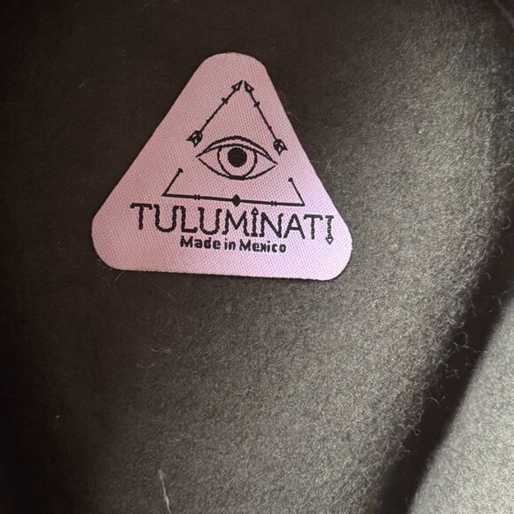 Never Used: Tuluminati Hat forest green with golden shells main image 7